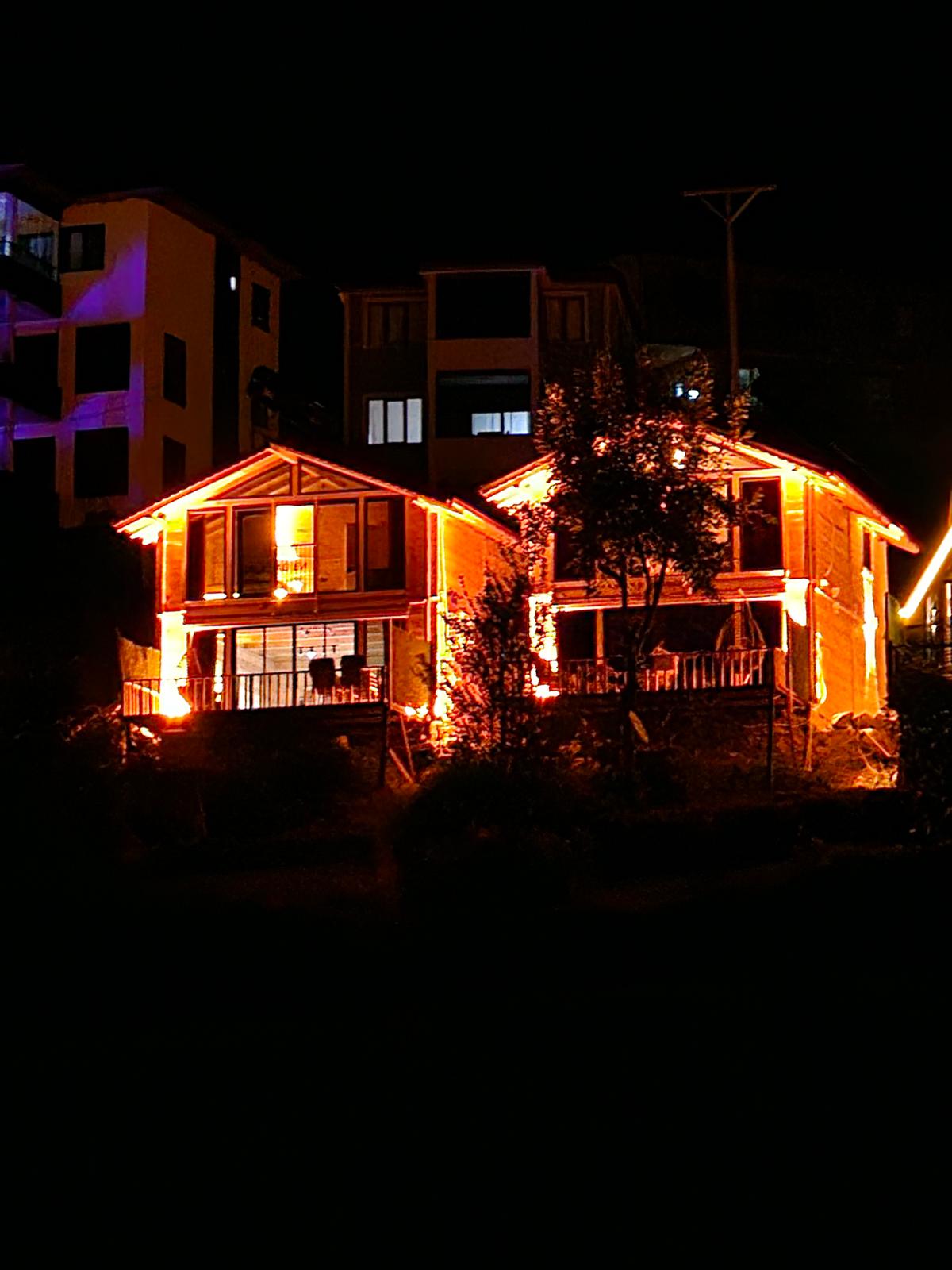 Parla Dağ Evi